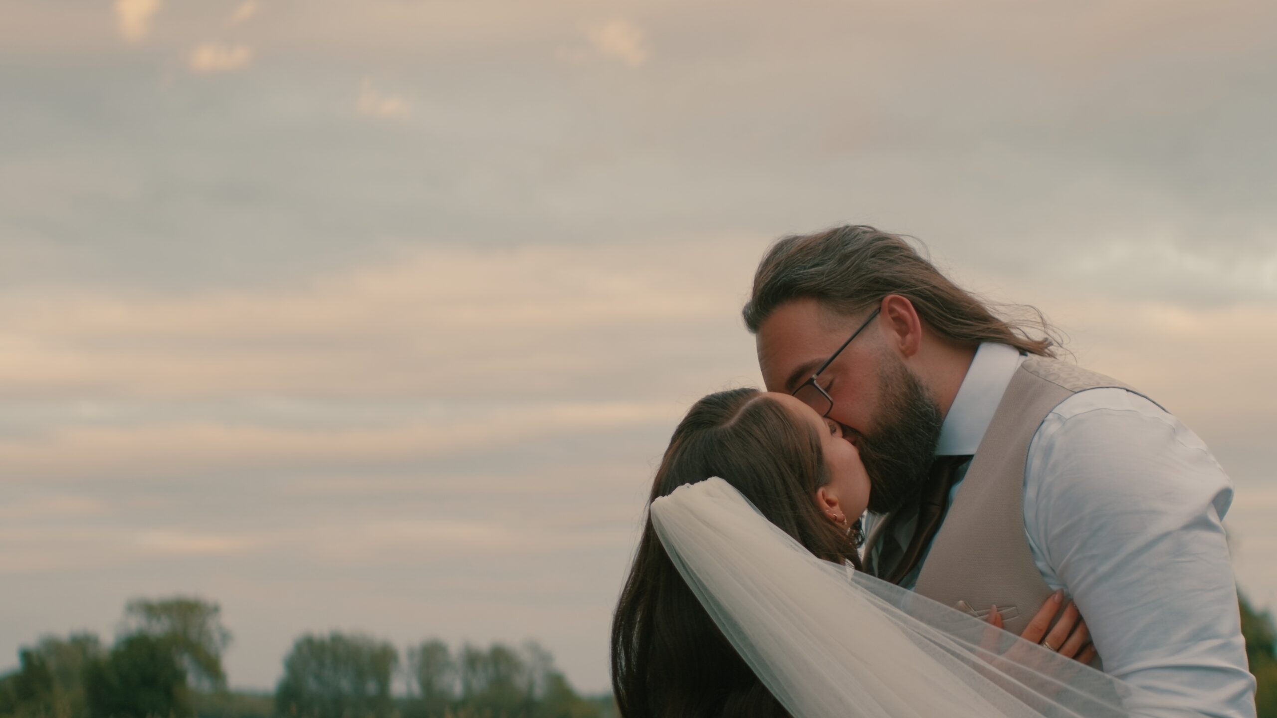 bride and groom at curds hall barn in Norfolk